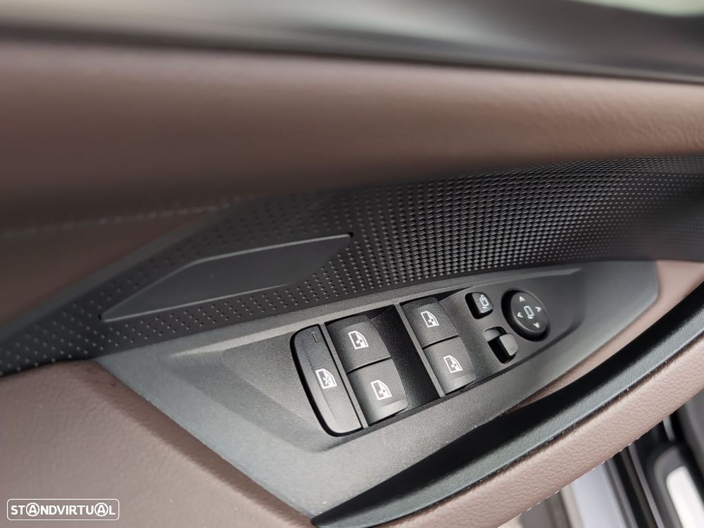 BMW i4 eDrive35 - 15