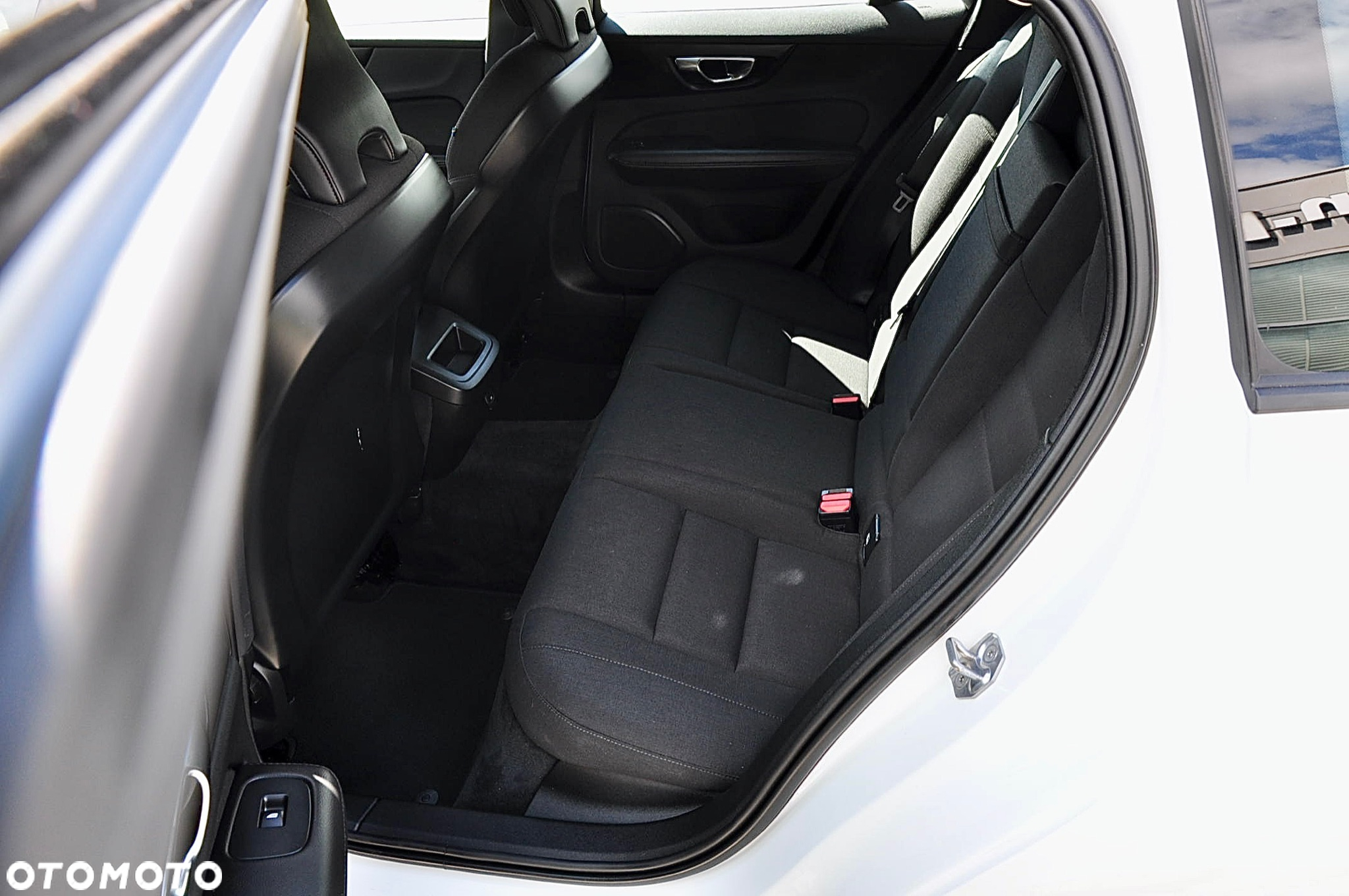 Volvo V60 B3 B Geartronic Momentum - 15