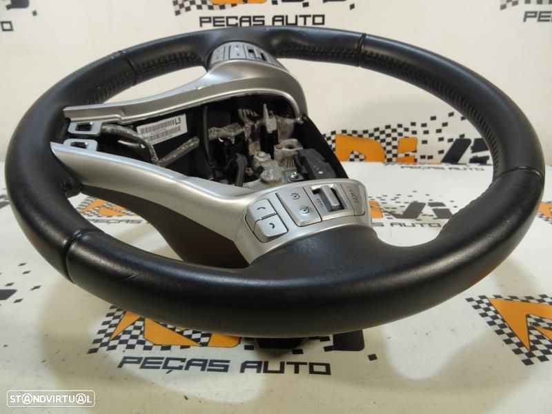 Volante Nissan Qashqai Ii (J11, J11_)  Volante Nissan Qashqai 2 - 4