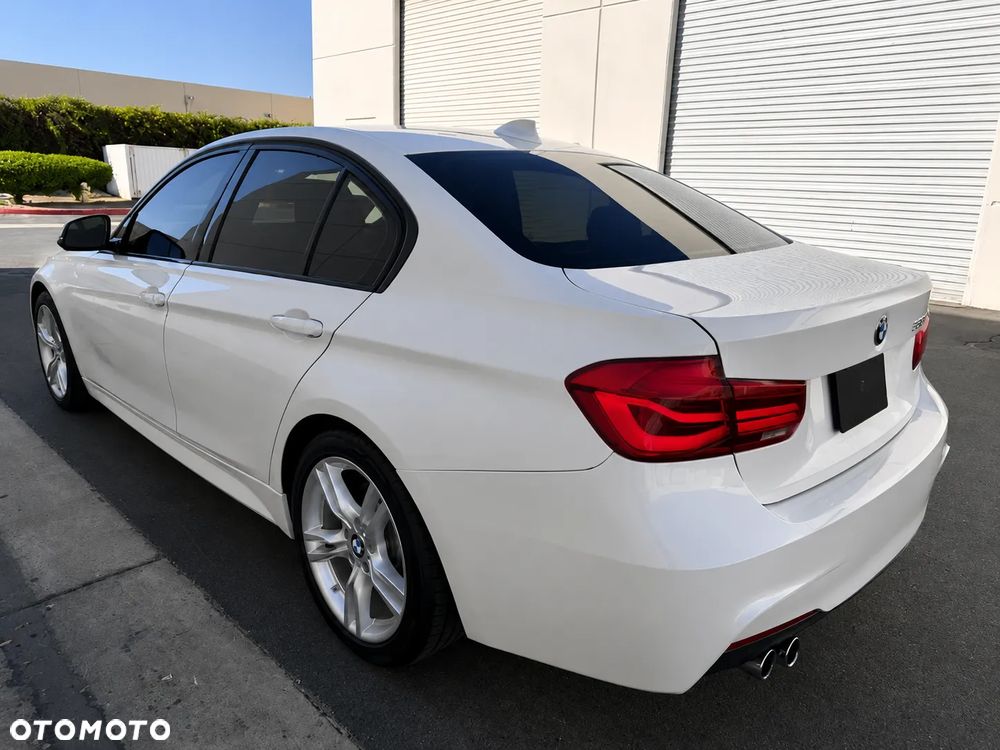 BMW Seria 3 330i xDrive Edition M Sport Shadow - 4