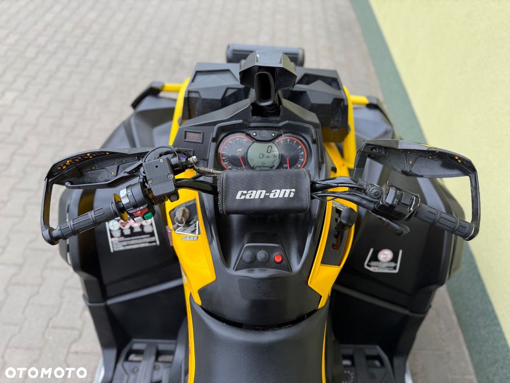 Can-Am Outlander - 26