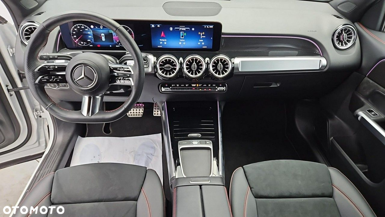 Mercedes-Benz GLB 200 d AMG Line 8G-DCT - 13
