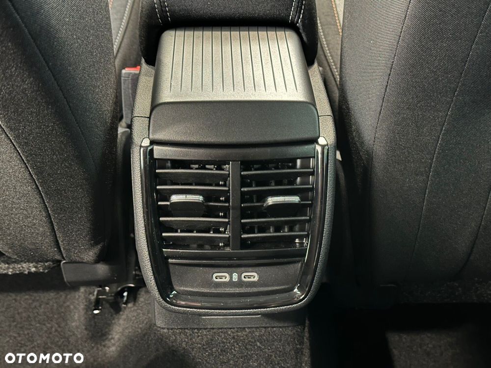 Skoda Kamiq 1.5 TSI Drive DSG - 14