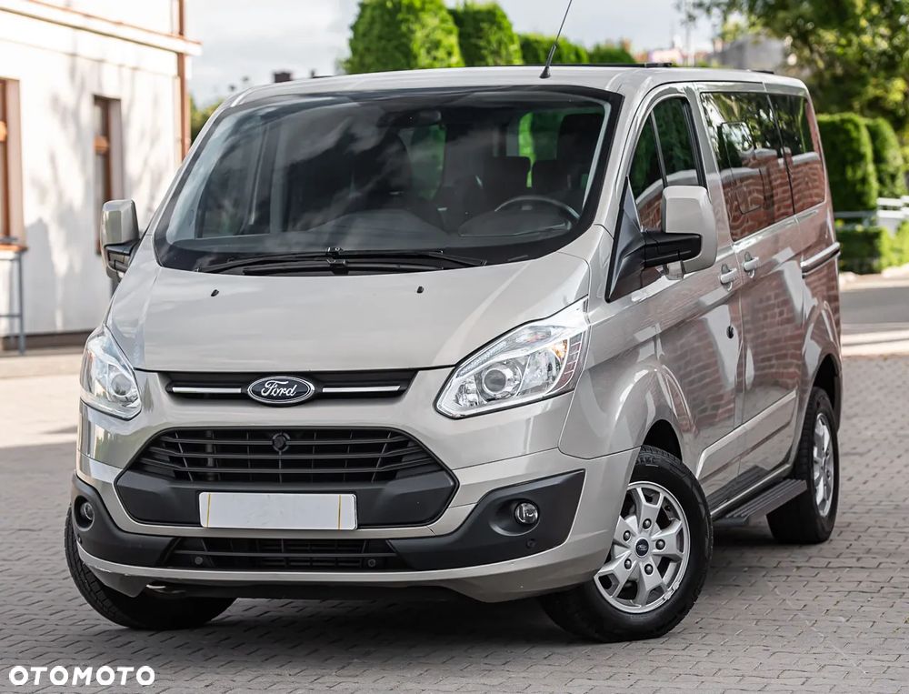 Ford Tourneo Custom 300 L1H1 VA Titanium - 2