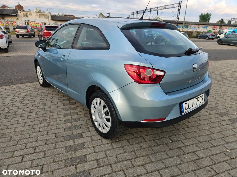 Seat Ibiza SC 1.4 16V Reference - 4