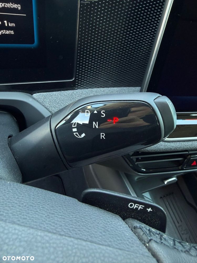 Volkswagen Passat - 16
