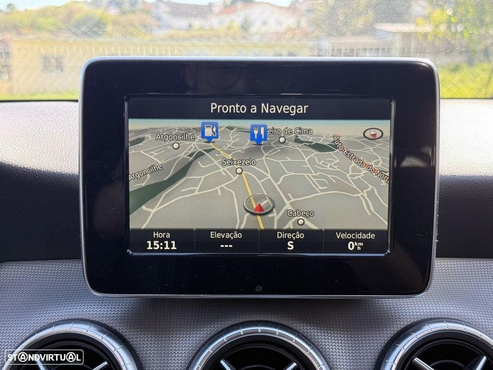 Mercedes-Benz CLA 180 d Shooting Brake Urban - 13