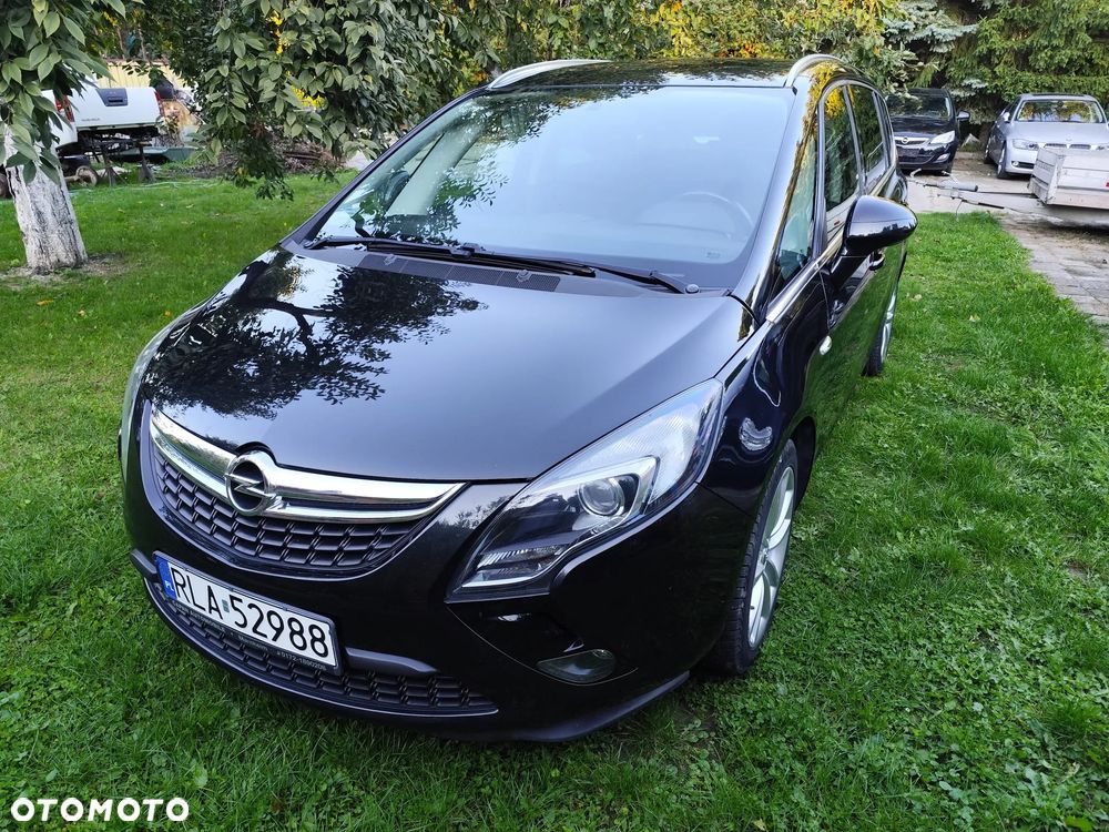 Opel Zafira 2012 photo 2