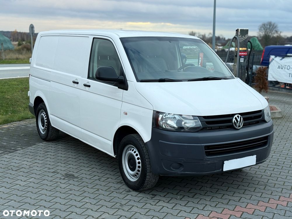 Volkswagen Transporter - 2