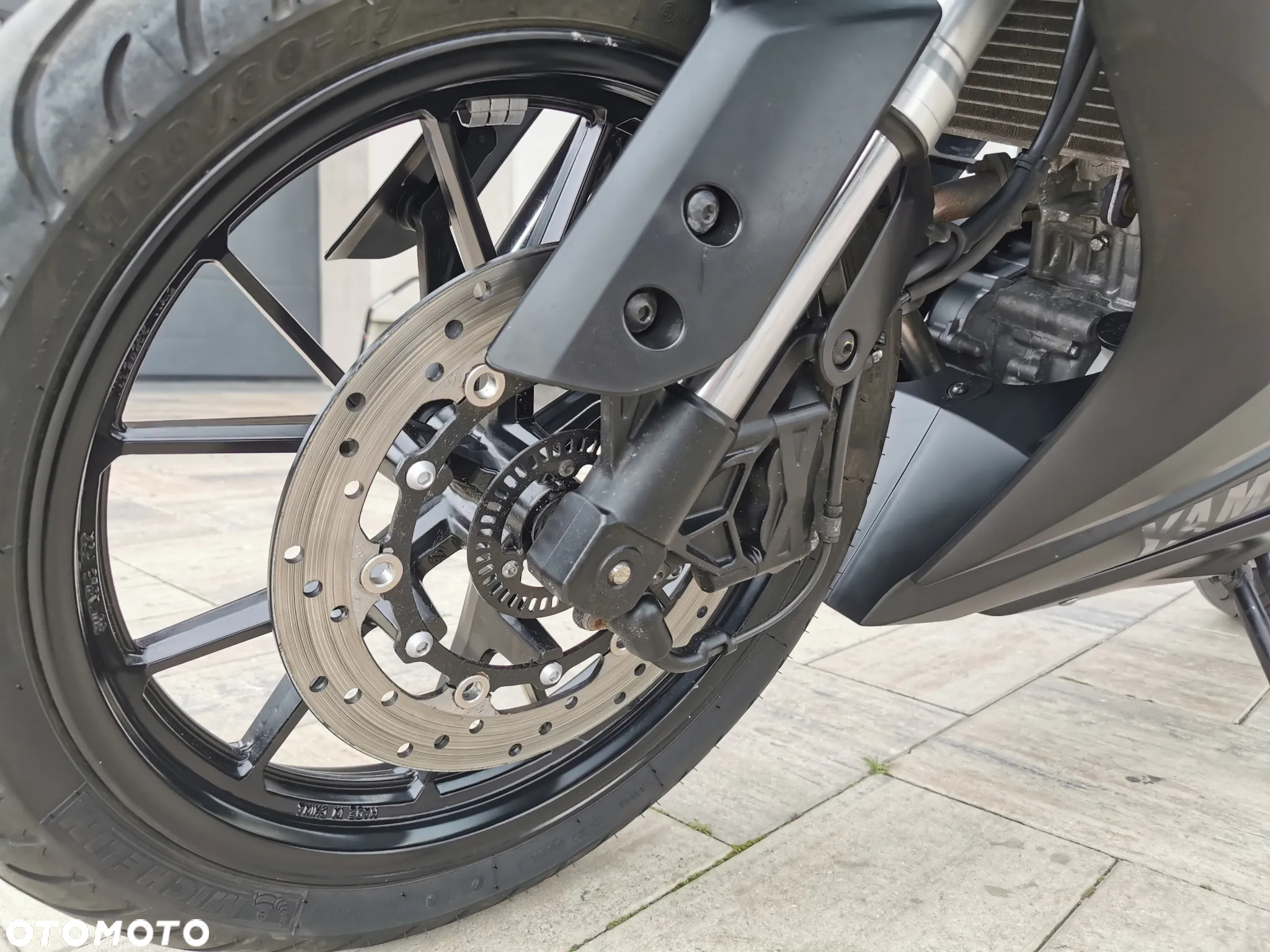 Yamaha YZF - 12