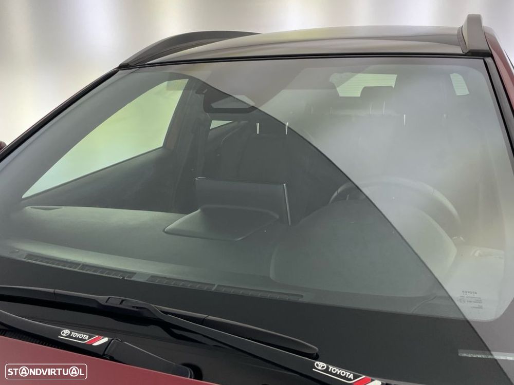 Toyota Corolla Cross 1.8 Hybrid Luxury - 19