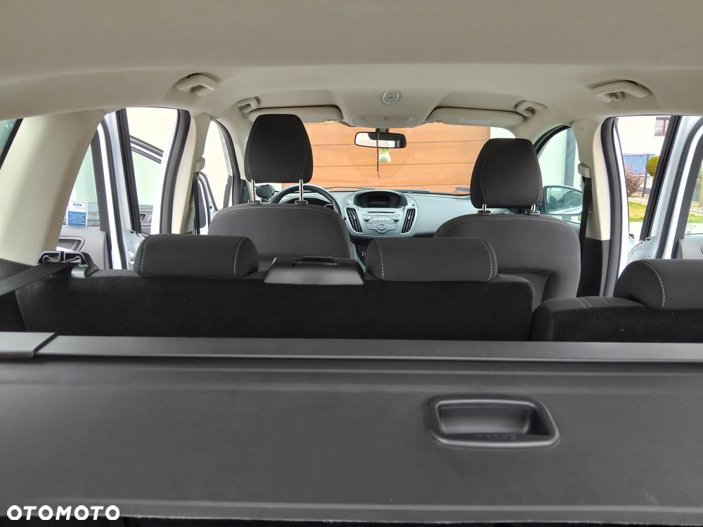 Ford Kuga 1.5 EcoBoost FWD Edition ASS GPF - 9