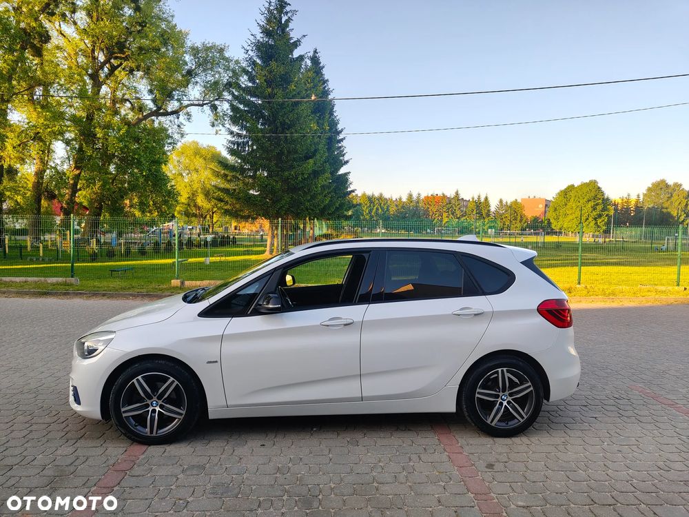BMW Seria 2 218d Sport - 2