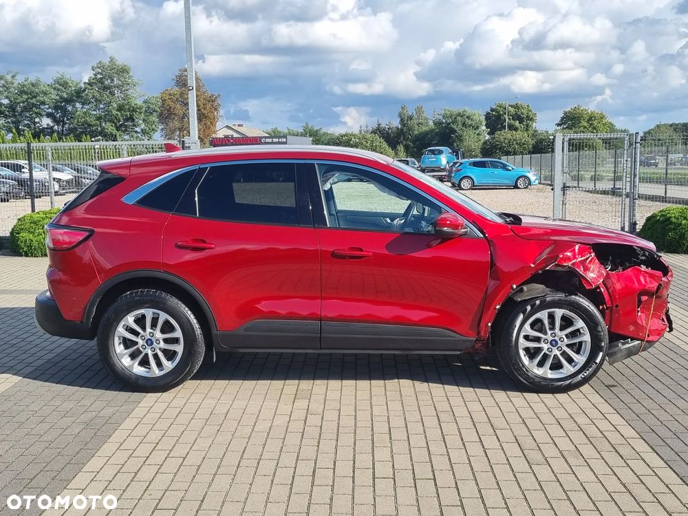 Ford Kuga 1.5 EcoBoost TITANIUM - 8
