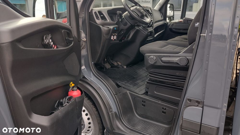 Iveco Daily 3.0 180KM Autolaweta Salon PL wyciągarka hak najazdy - 16