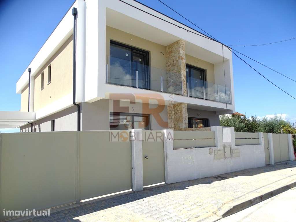 Geminada Duplex T3 com Pérgula (espaço para Piscina) Pinhal General... - Grande imagem: 2/35