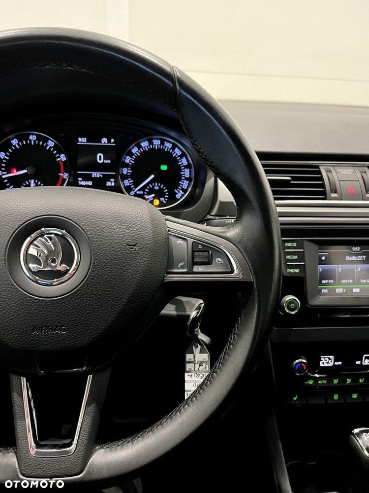 Skoda RAPID 1.2 TSI Style DSG - 18