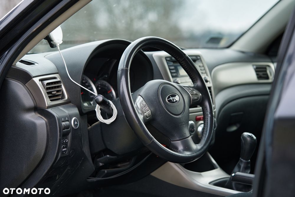 Subaru Impreza 1.5 RC - 9