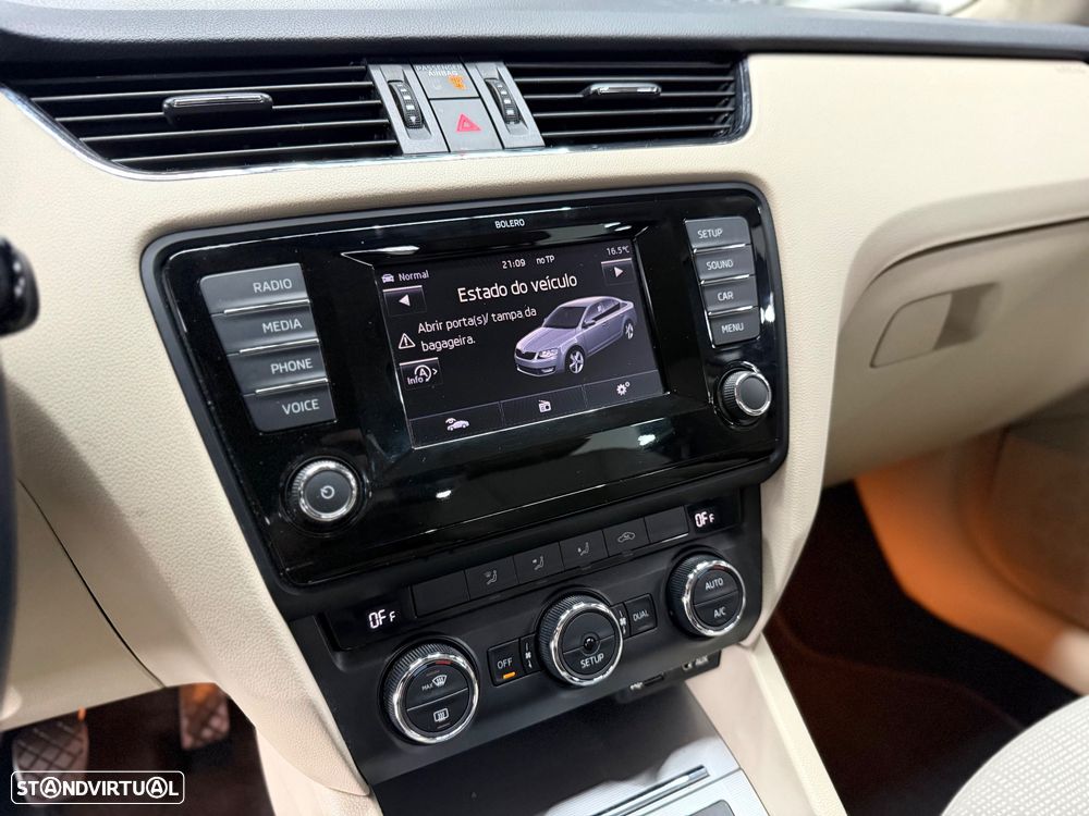 Skoda Octavia 1.6 TDI Sportline - 17