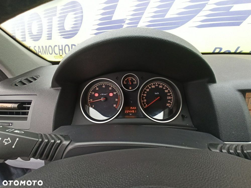 Opel Astra 1.8 Innovation - 13
