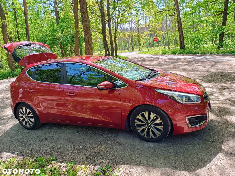 Kia Ceed 1.6 GDI L Business Line - 1
