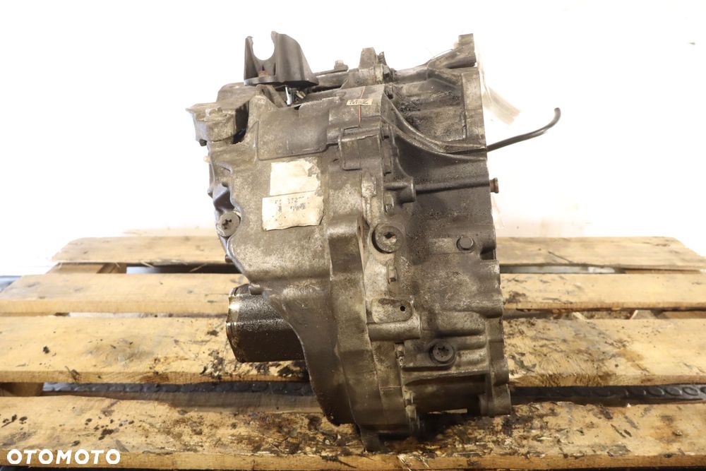 SKRZYNIA BIEGÓW AUTOMAT VOLVO V70 III 2.0D TF-80SC - 4