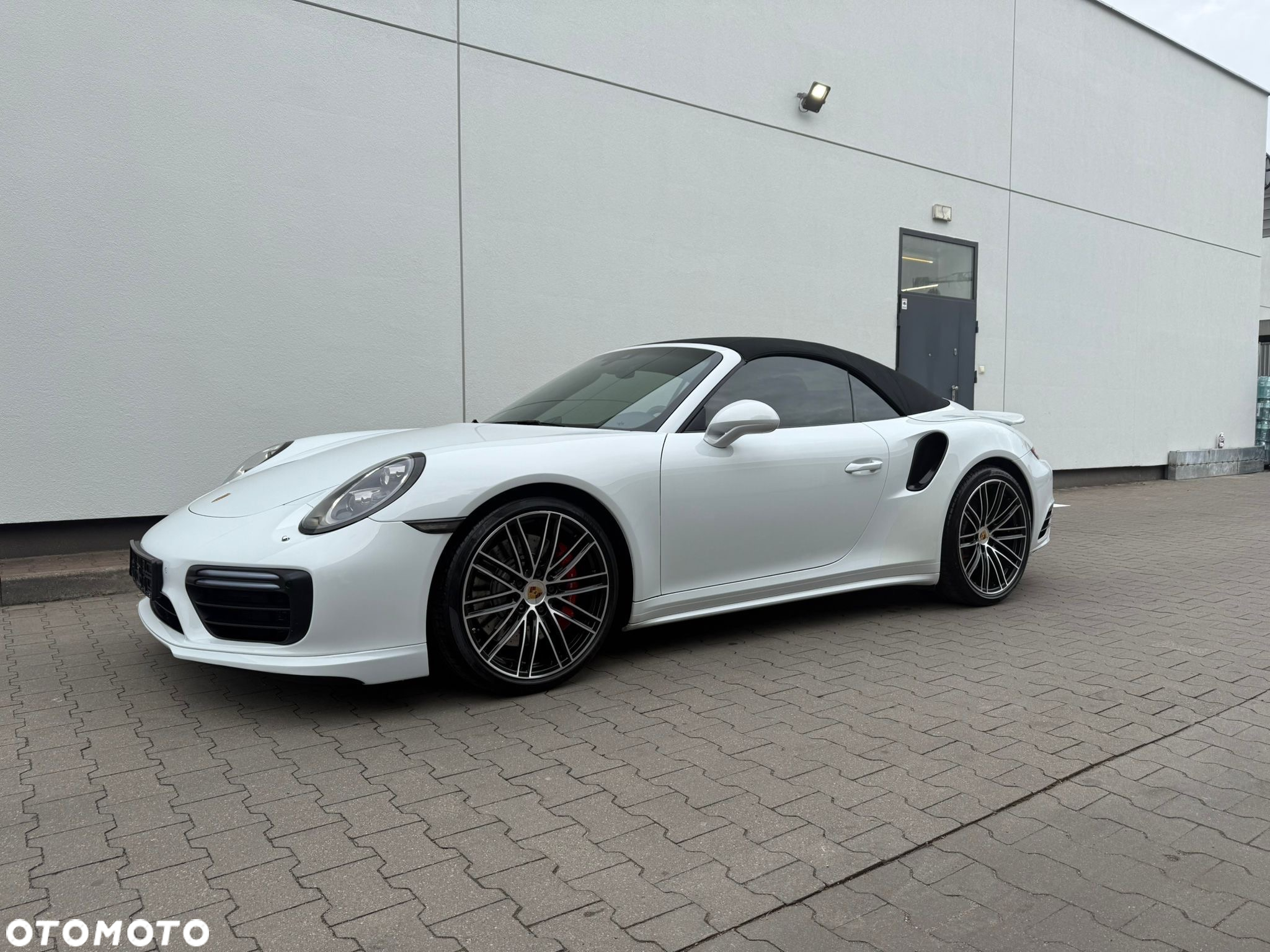 Porsche 911 - 33