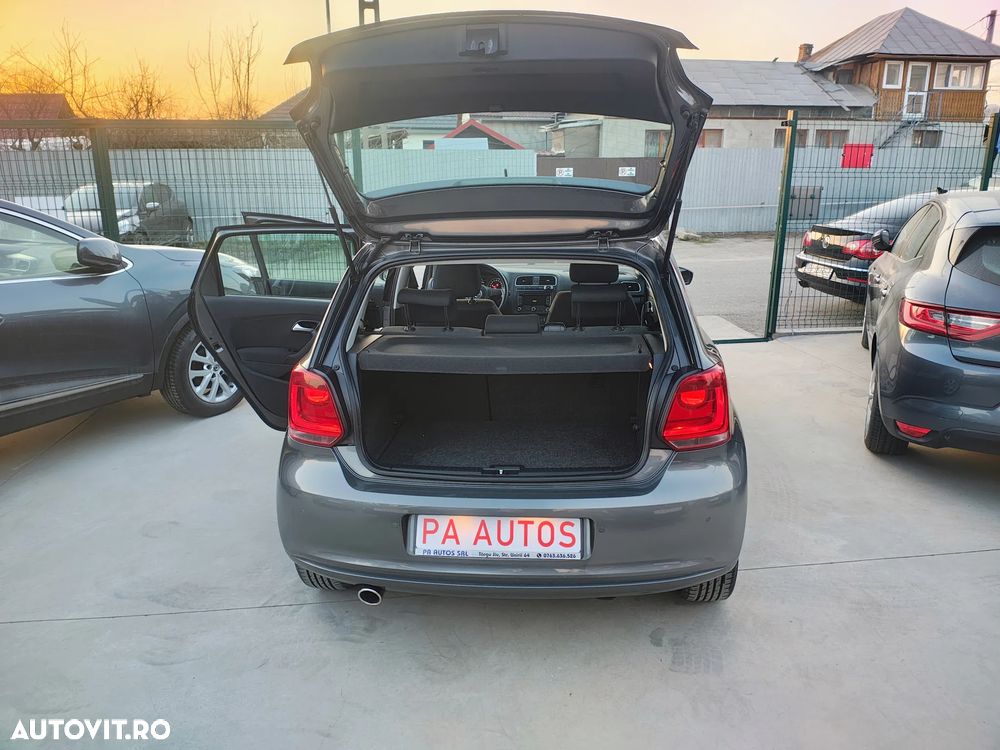 Volkswagen Polo 1.6 TDI Blue Motion Technology Comfortline - 11