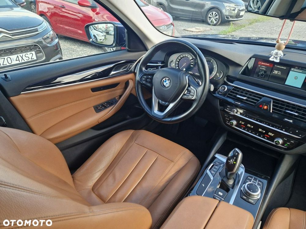 BMW Seria 5 520d M Sport Edition - 7