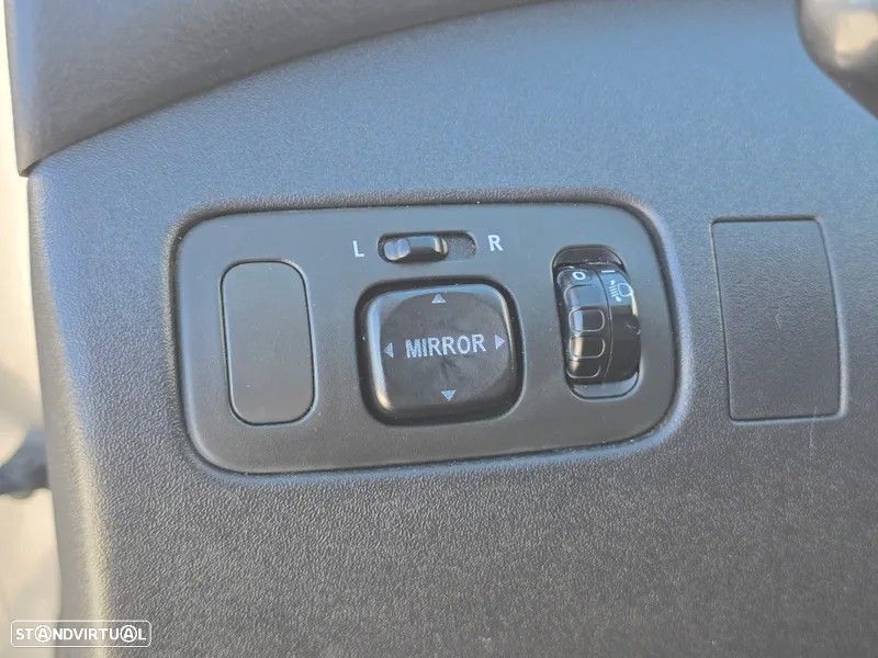 Toyota Yaris 1.0 Sol MMT AC - 23