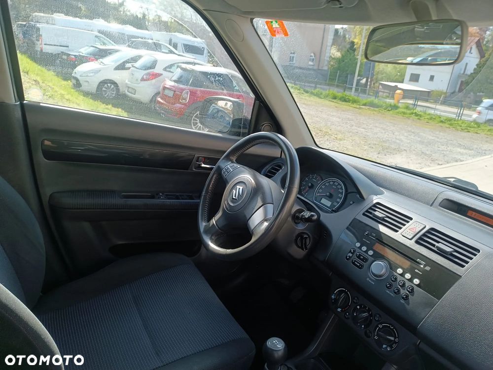 Suzuki Swift 1.3 4x4 Comfort - 9