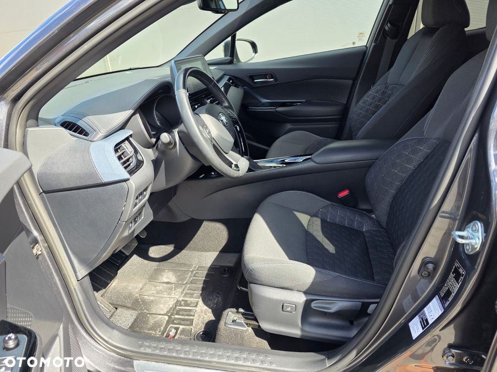 Toyota C-HR 2.0 Team Deutschland - 14