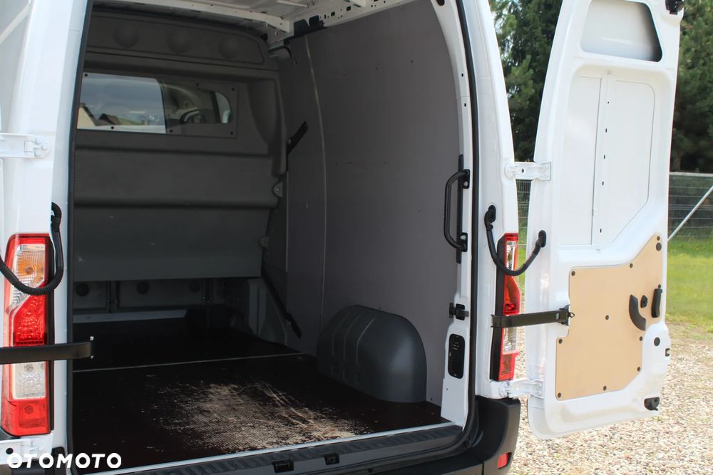 Renault Master L2H2 2.3dCi 135KM/ BRYGADÓWKA/DOKA 6-CIO OSOBOWA/ HAK/ KLIMA/ TEMPOMAT/ SALON POLSKA/ PIERWSZY WŁAŚCICIEL/ FV 23%/ BARDZO ZADBANY !!! - 22