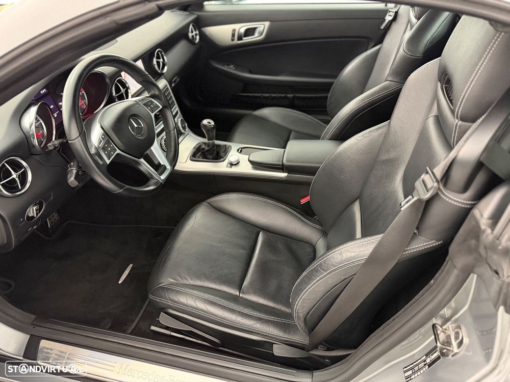 Mercedes-Benz SLK 200 (BlueEFFICIENCY) - 10