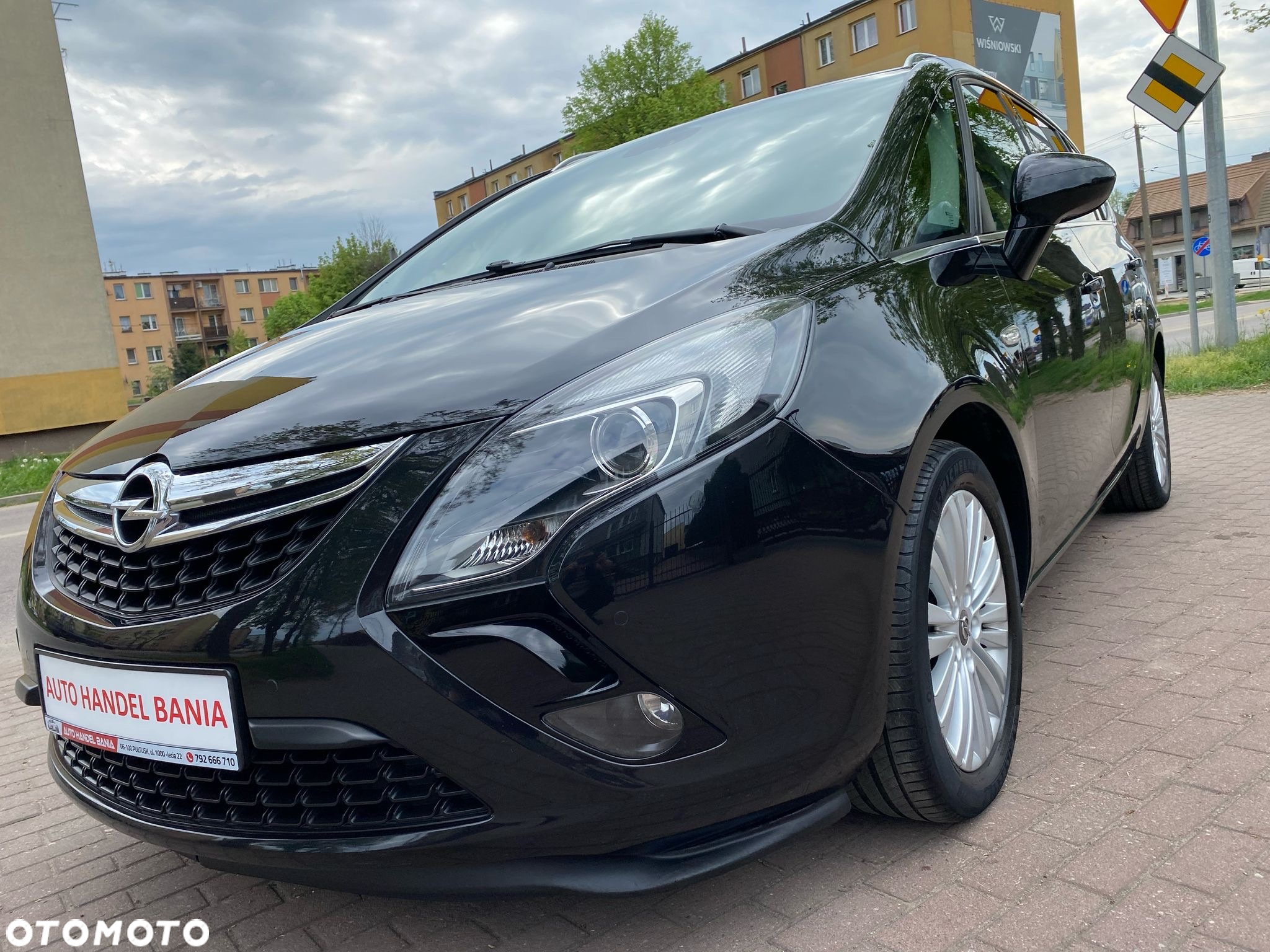 Opel Zafira Tourer 1.4 Turbo Business Edition - 3