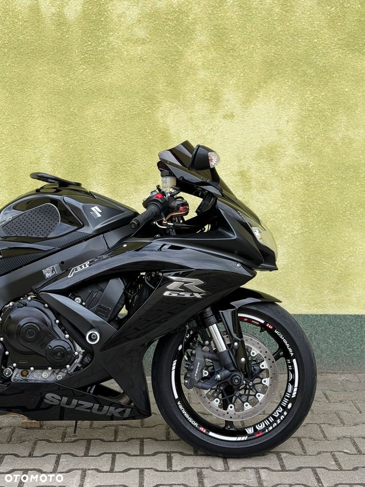 Suzuki GSX-R - 7