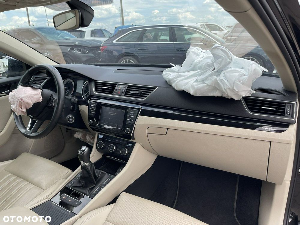 Skoda Superb 2.0 TDI L&K - 10
