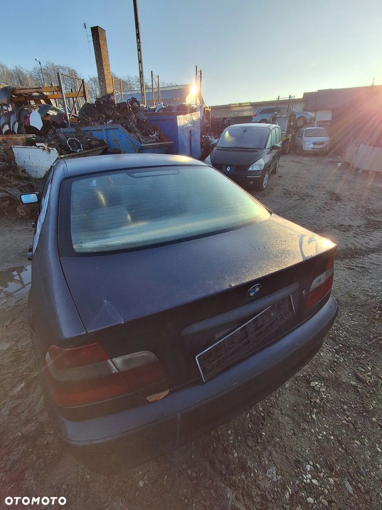 Bmw e46 sedan klapa bagaznika 317 - 2