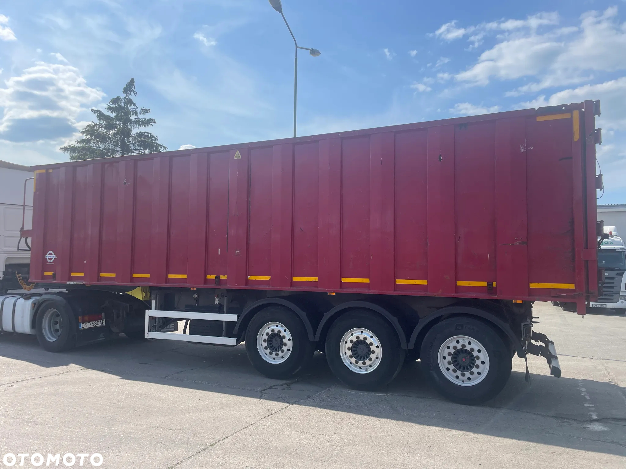 Bodex 48-50 m3 stalowa saf intrax alufelgi opony 80% - 2