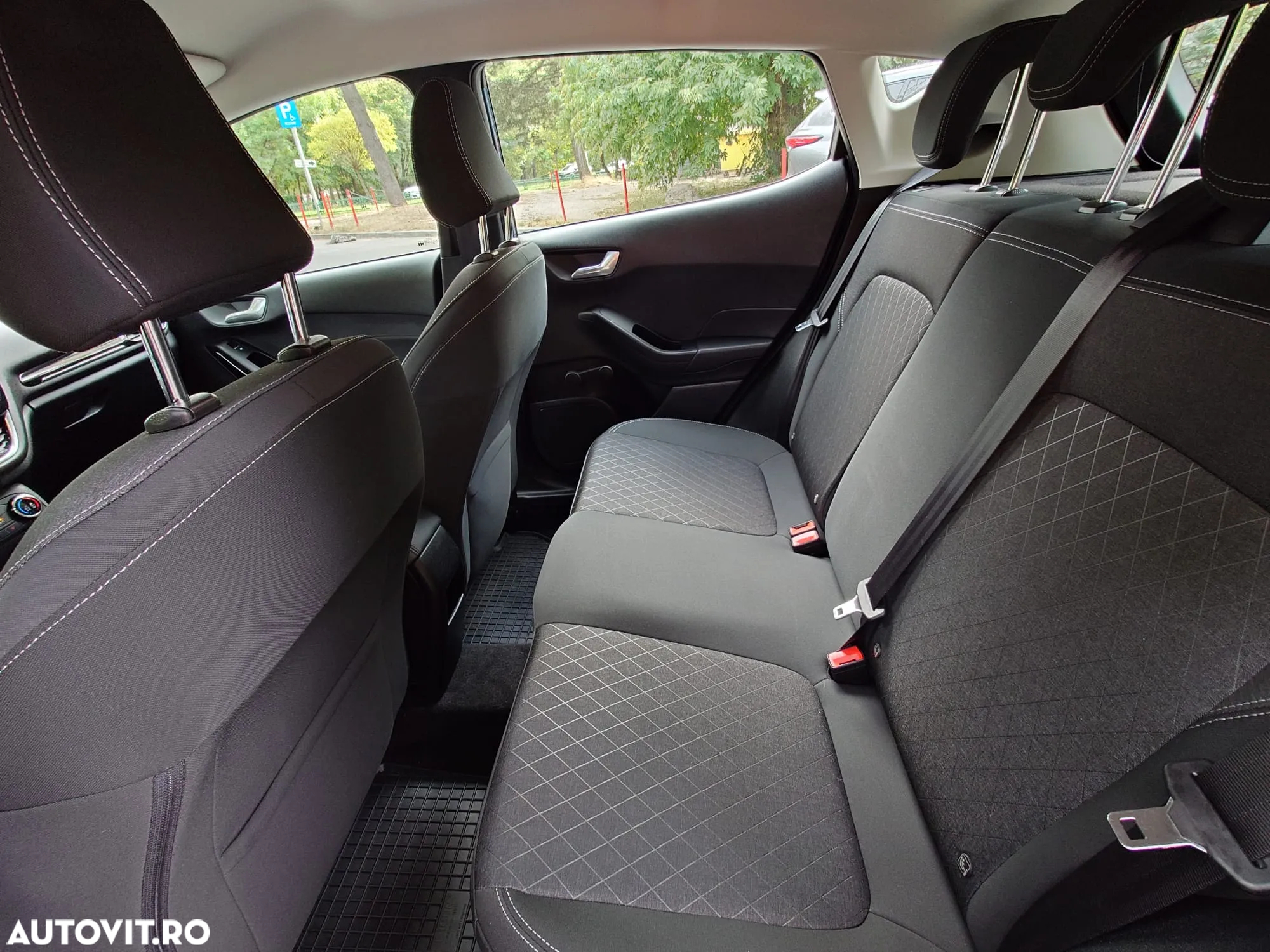 Ford Fiesta 1.0 EcoBoost Active I - 14