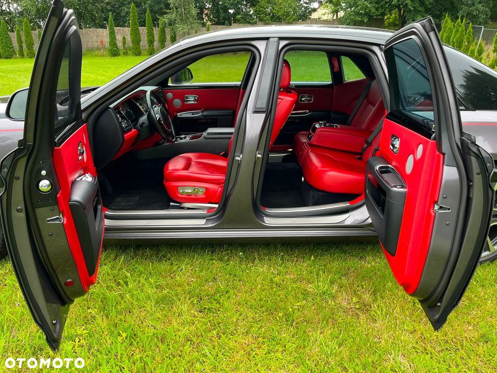 Rolls-Royce Ghost Standard - 8