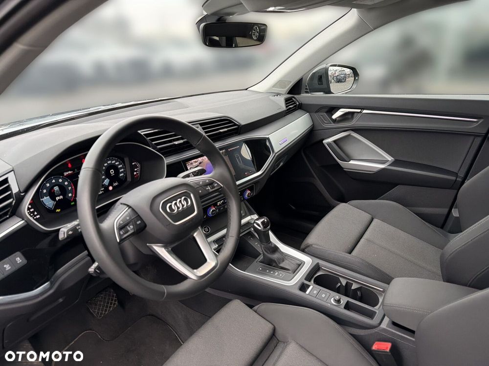 Audi Q3 - 10