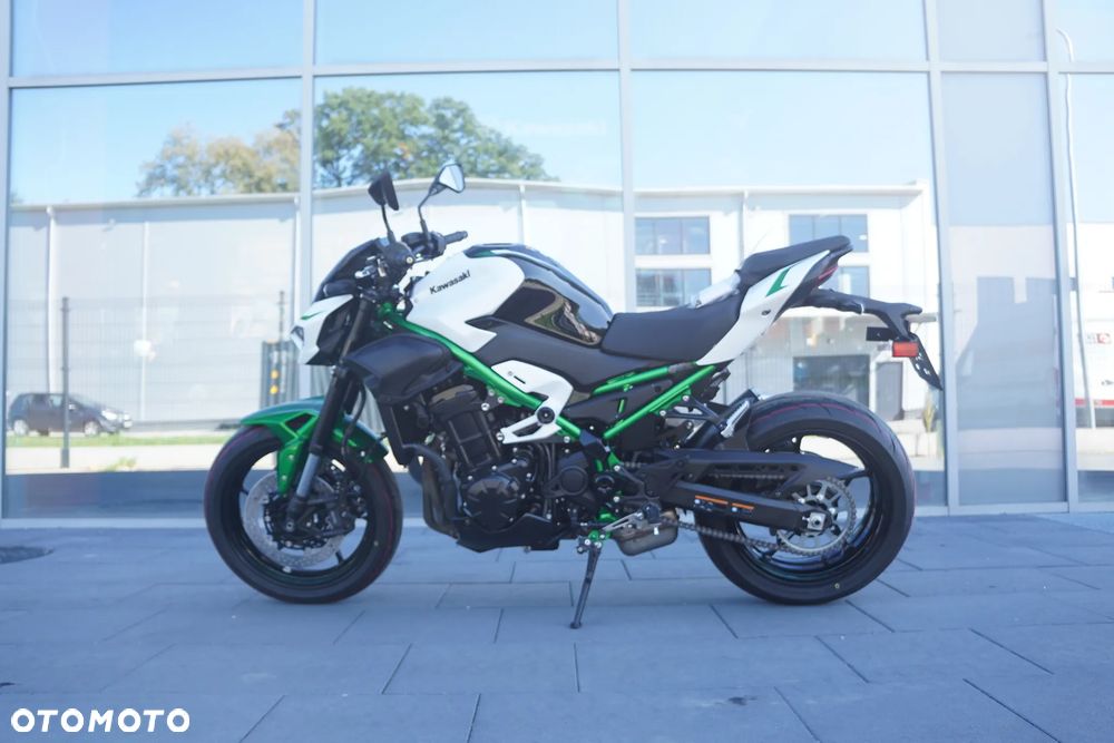 Kawasaki Z 900 - 3
