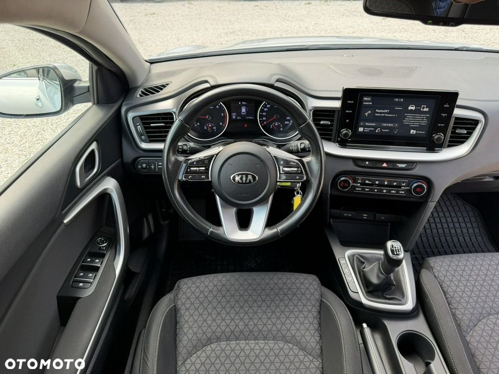 Kia Ceed - 15