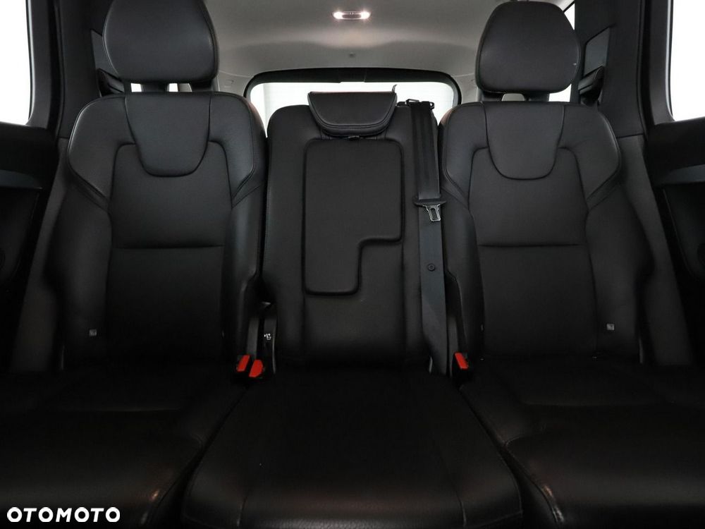 Volvo XC 90 B5 D AWD Momentum 7os - 19