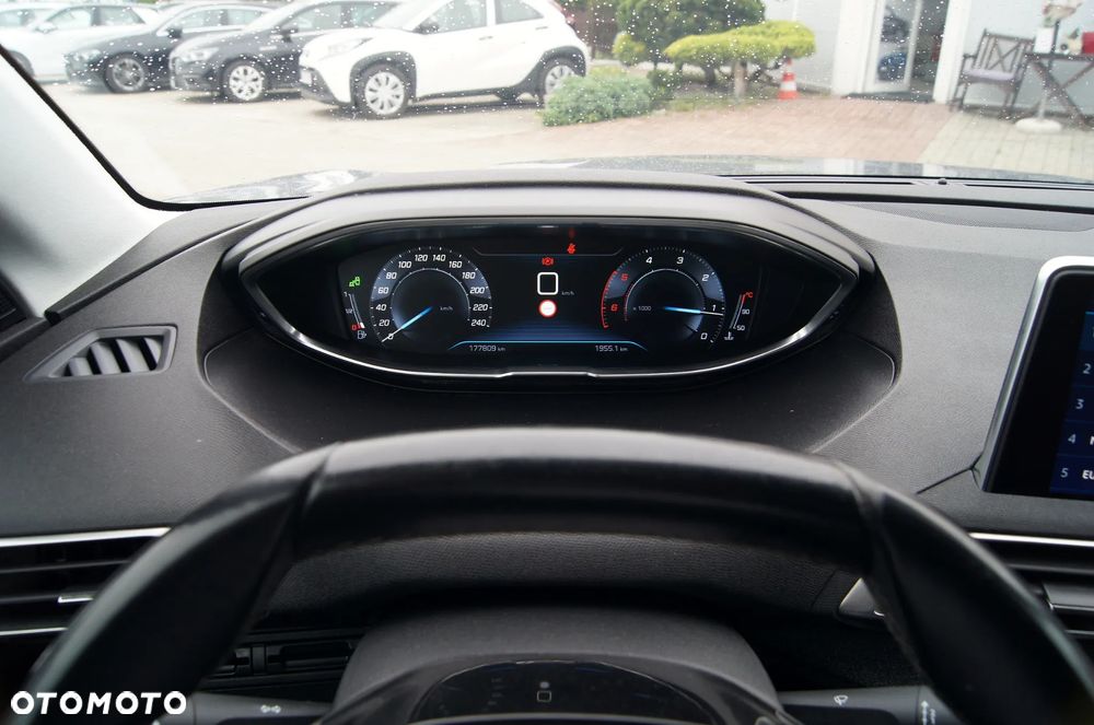 Peugeot 3008 1.5 BlueHDi Allure S&S - 15