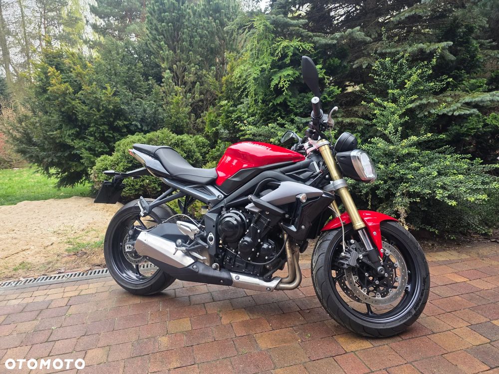 Triumph Street Triple - 4