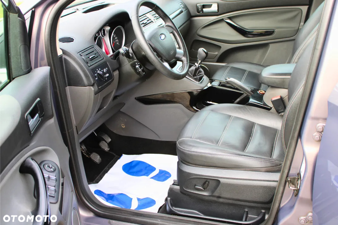 Ford Kuga 2.0 TDCi Titanium - 11