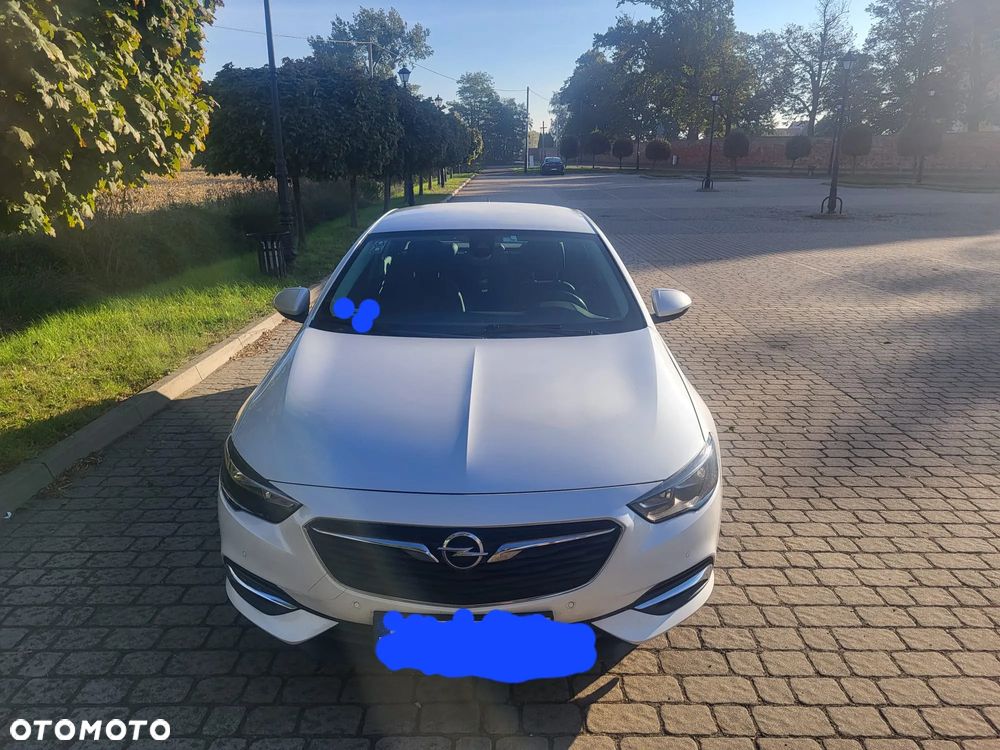 Opel Insignia - 2