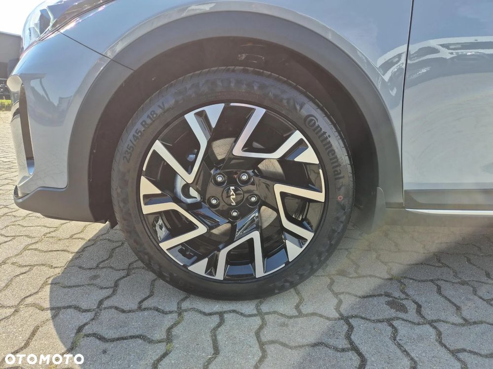 Kia XCeed 1.6 T-GDI Tribute DCT - 18
